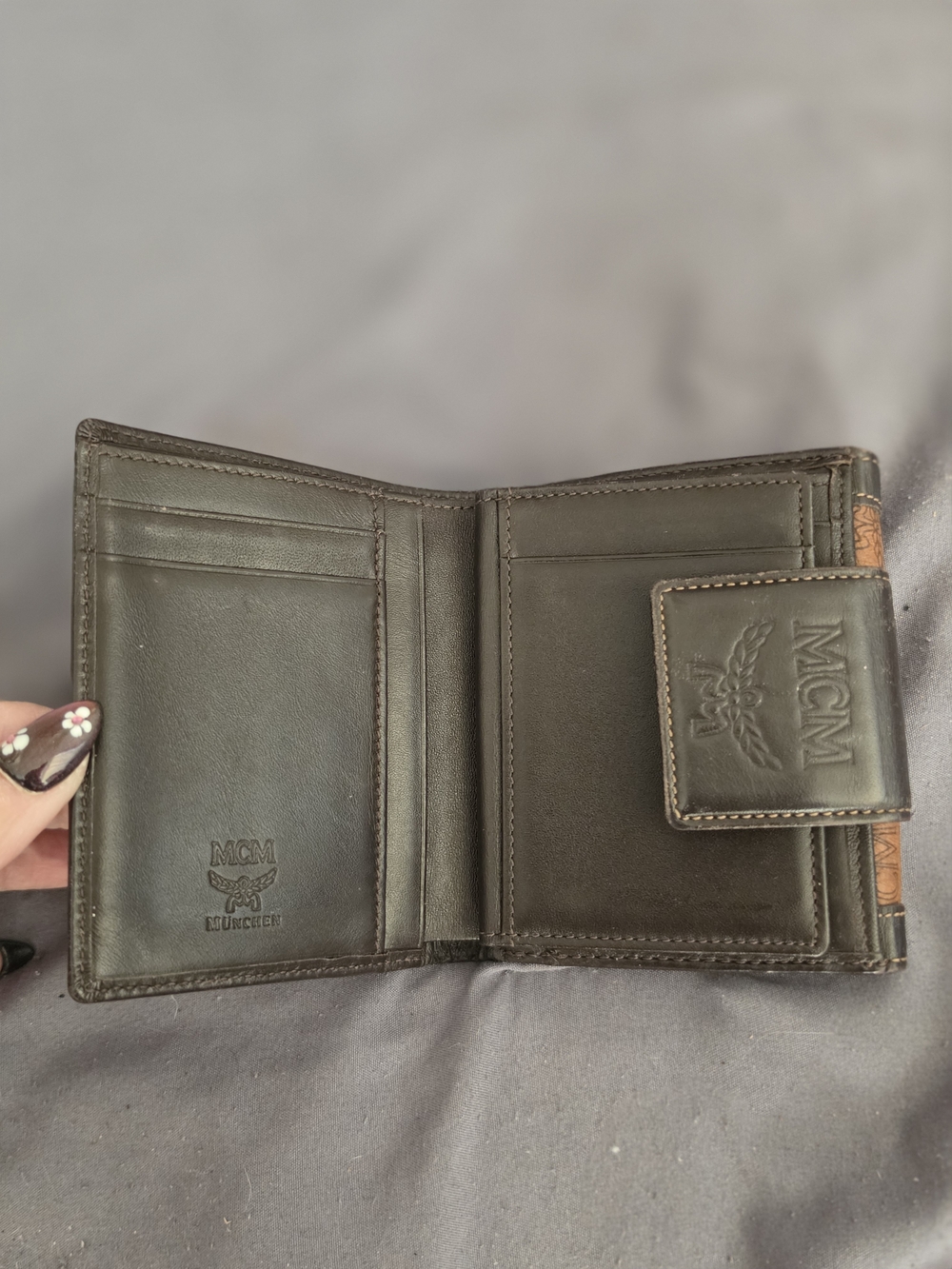 AUTHENTIC MCM Two-Tone Brown Monogram Compact Wallet with Gold Plate - Picture 4 of 11